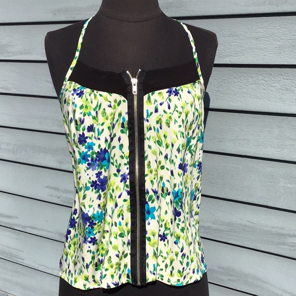 5th Culture T-Back Top